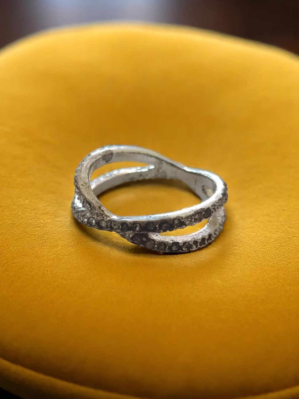 Bague fantaisie vintage texturée argentée, anneau ouvert rétro taille 53