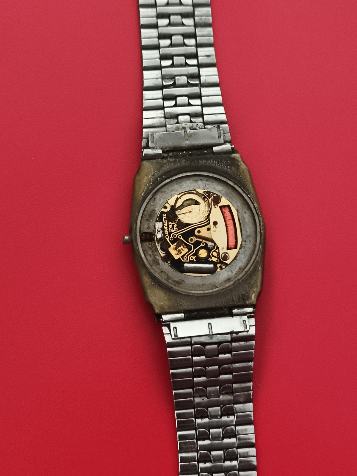 Montre ancienne Lip quartz homme, cadran rectangulaire, à réviser, vintage