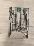 Ancienne carte postale Nice Vieille Ville Rue Droite CPA timbre vert collection