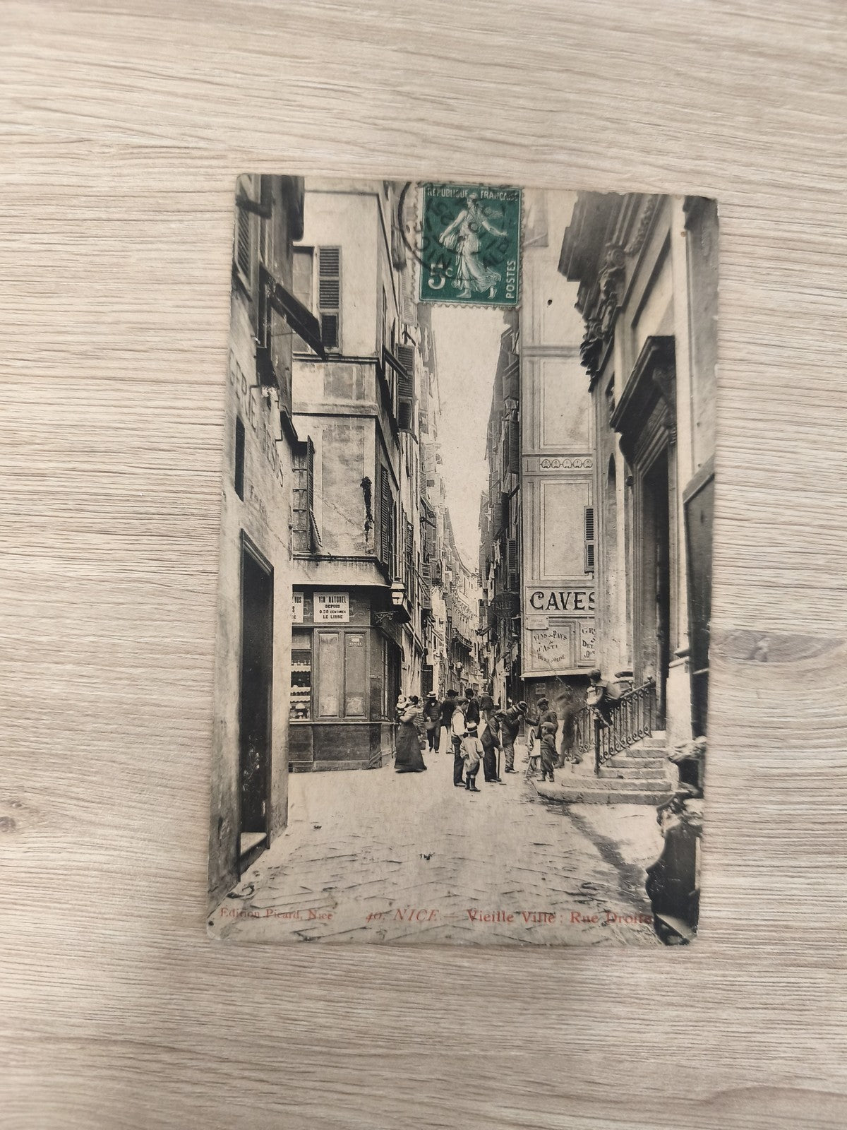 Ancienne carte postale Nice Vieille Ville Rue Droite CPA timbre vert collection