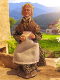 Figurine santon Laguarrigue Provence femme coiffe ancienne 25cm signé