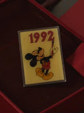 Pin's Disney Mickey Mouse 1992 vintage ancien badge rétro collection