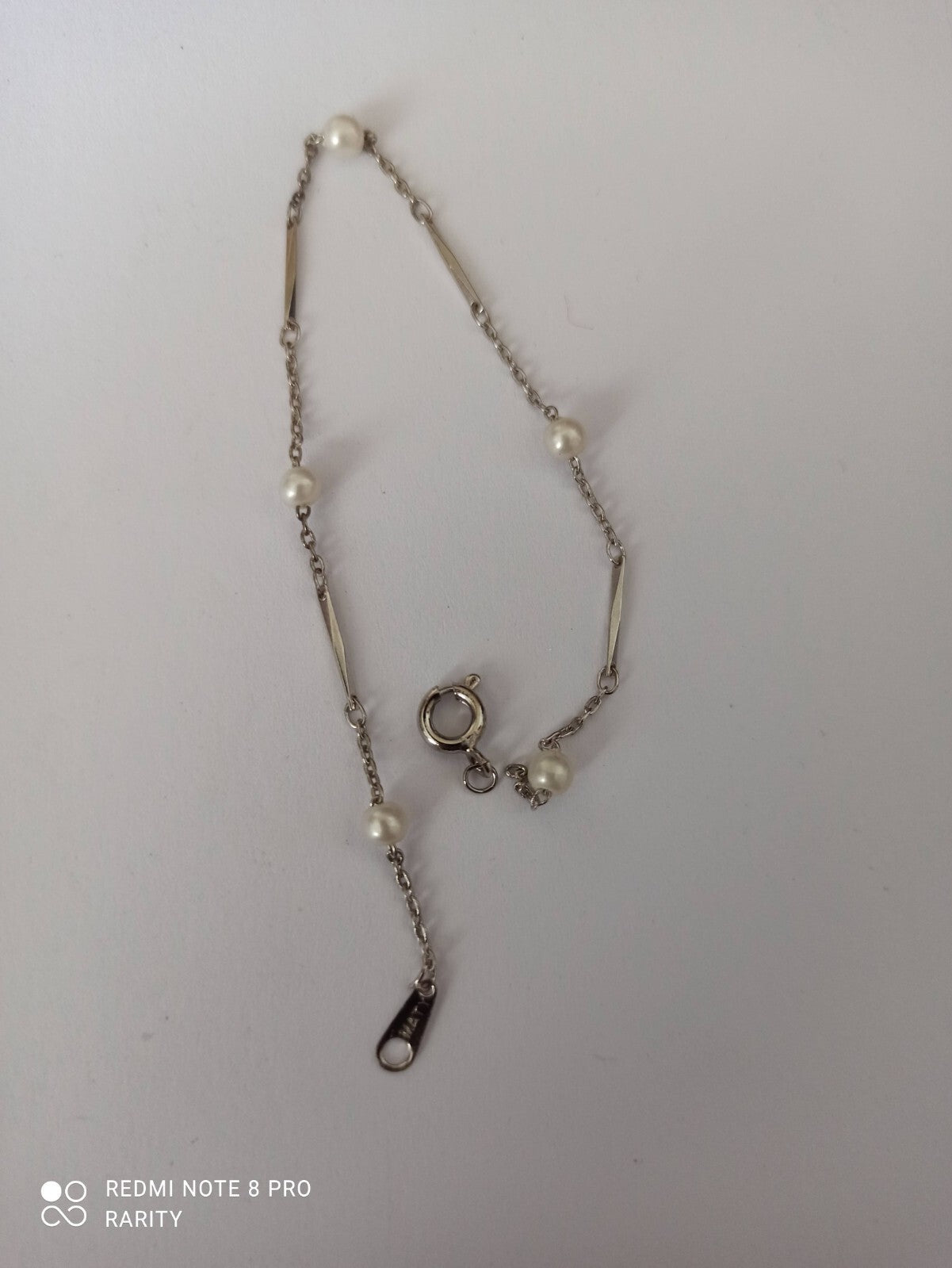 Bracelet Naty vintage perles blanches années 80 chaîne argentée rétro femme