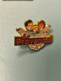 Pin's vintage Le Provençal, émaillé, collection journal presse française