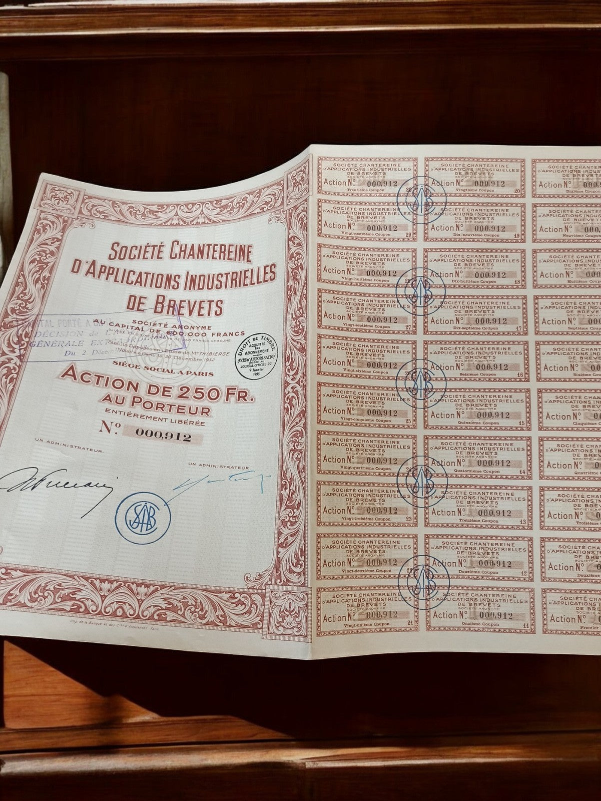 Action au porteur 250 Fr vintage années 1920 Société Chantereine papier financie