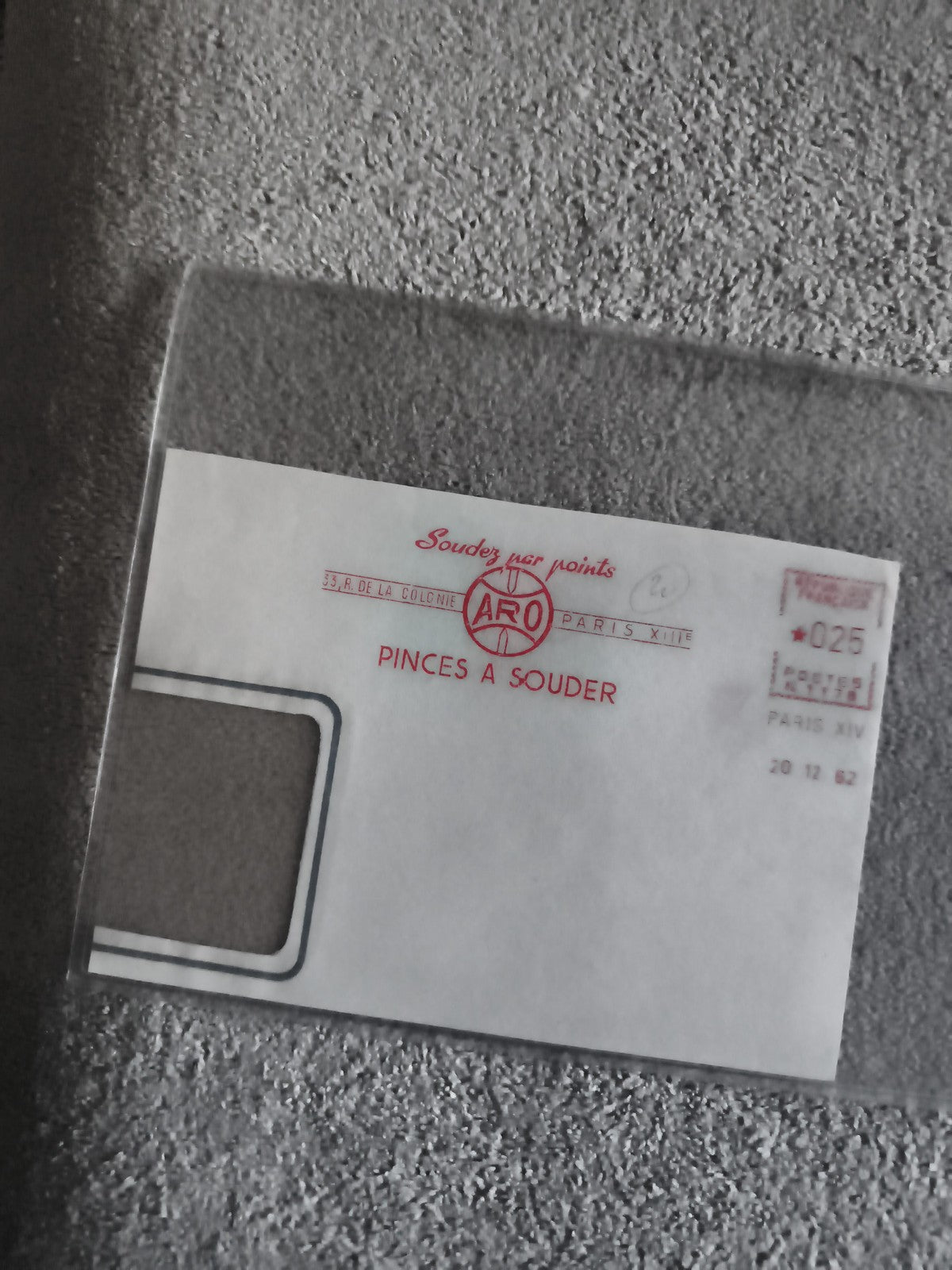 Lettre commerciale ARO 1982 Paris affranchissement rouge philatélie soudure