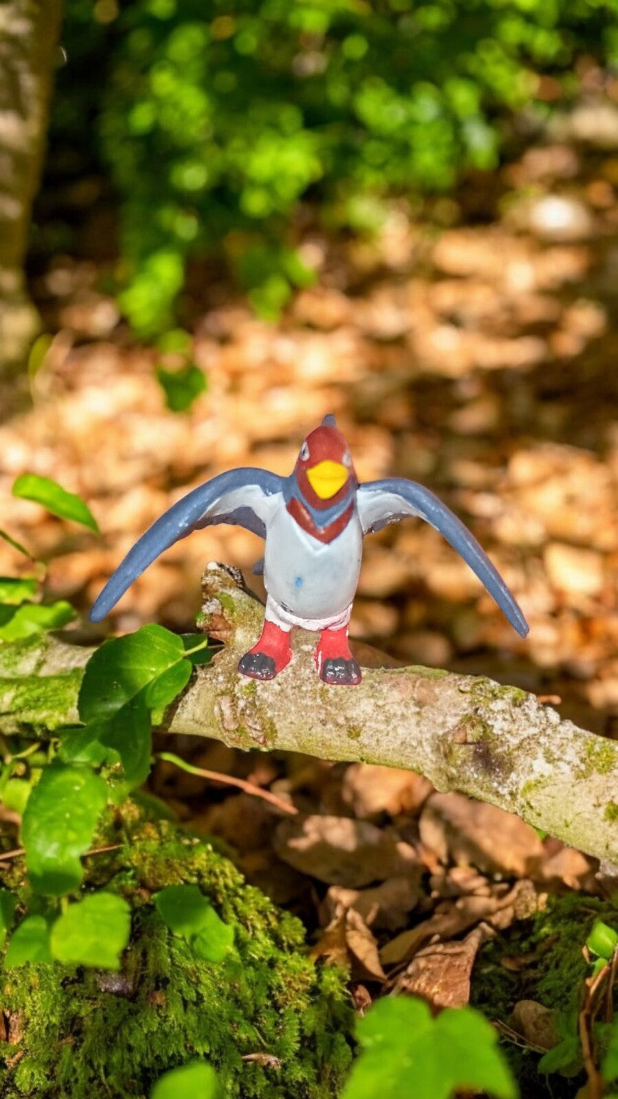 Figurine Pokémon Hélédelle 2005-2006 PVC oiseau bleu rouge R/LW