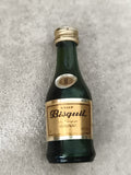 Mini bouteille Bisquit Cognac VSOP Fine Champagne, étiquette dorée, partielle