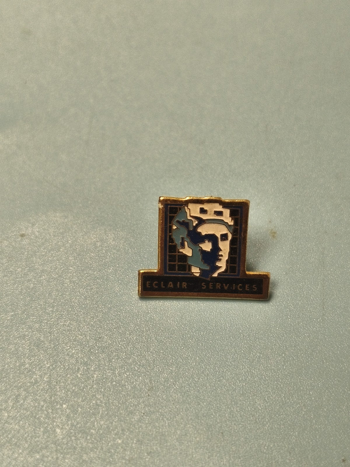 Pin's vintage Eclair Services bleu doré ancien badge collection (Ref 6)