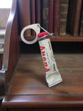 Porte-clés tube Amora vintage métal publicitaire rétro moutarde ancienne