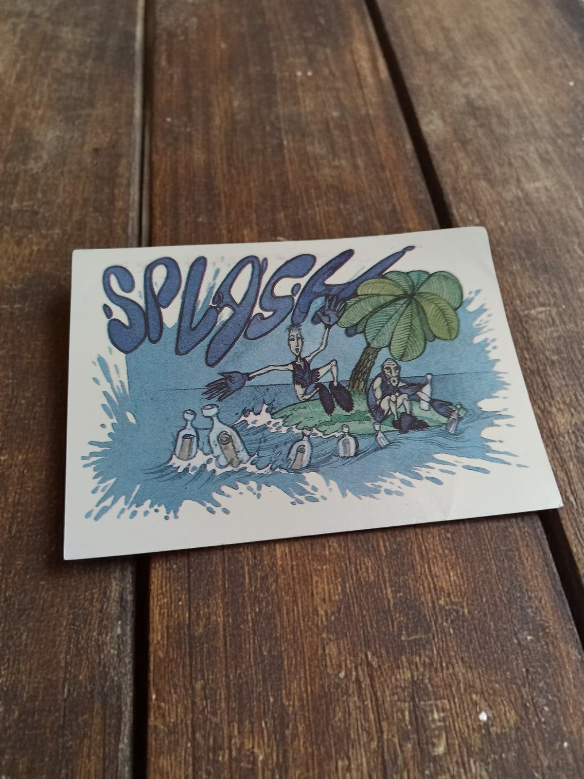 Autocollant vintage Splash années 80 style Panini illustration île