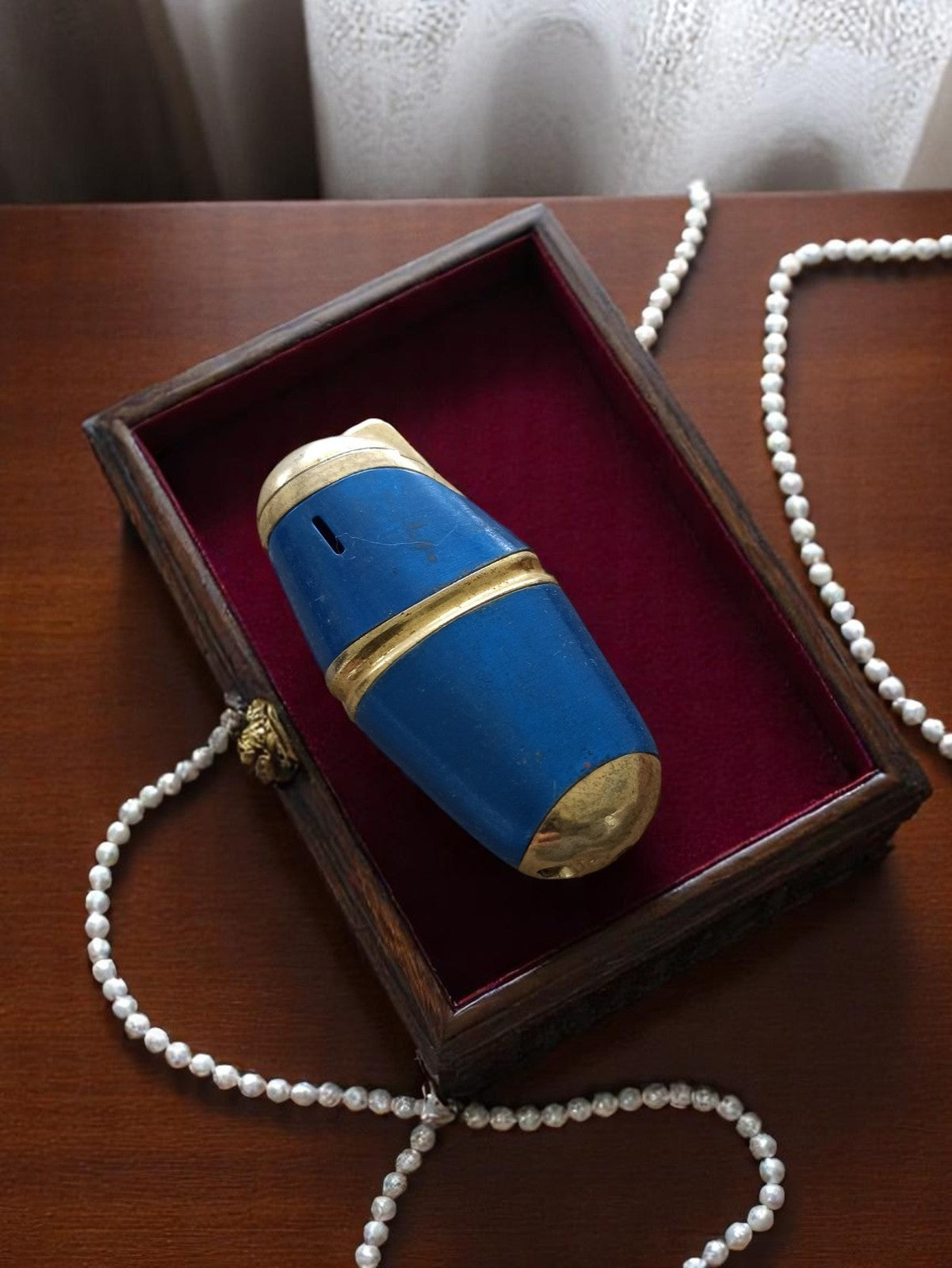 Briquet vintage bleu et doré, design Art déco, état de collection, non testé