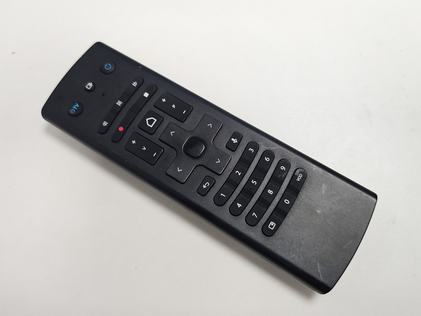Télécommande compatible SFR STB7 originale, accessoire TV box, testée et fonctio