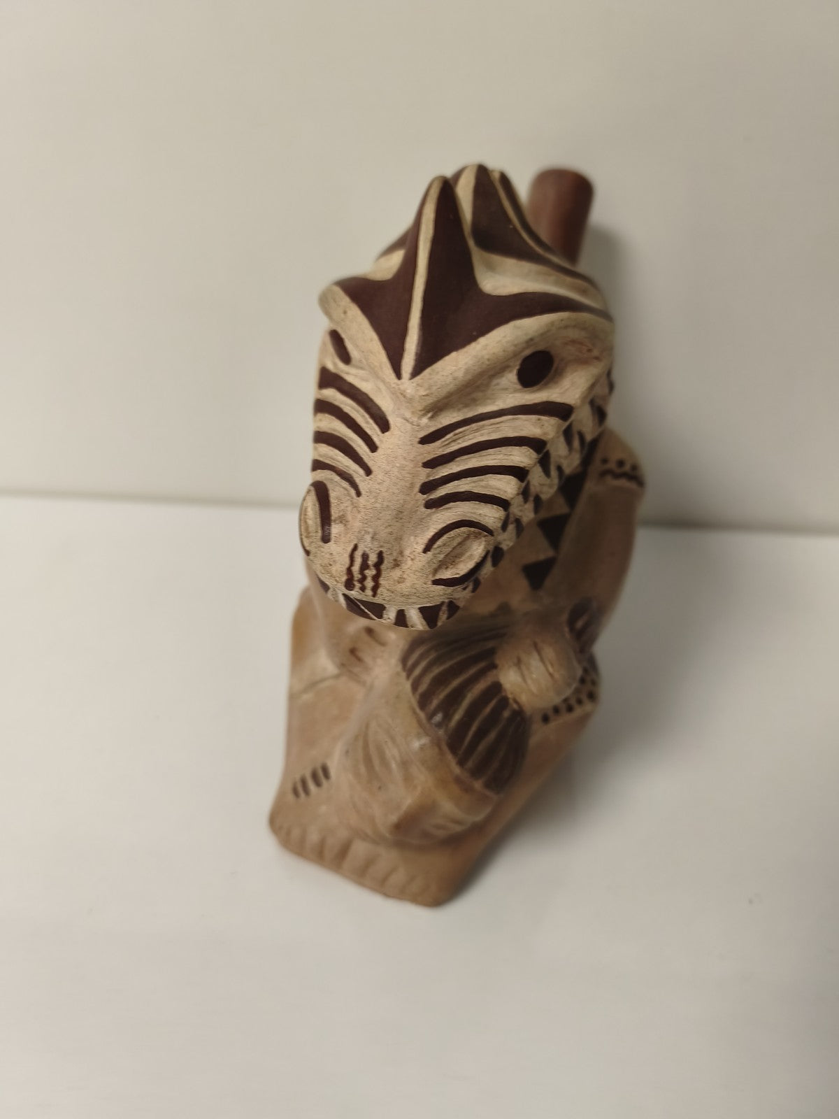 Petit vase décoratif Art précolombien style ethnique céramique d'occasion
