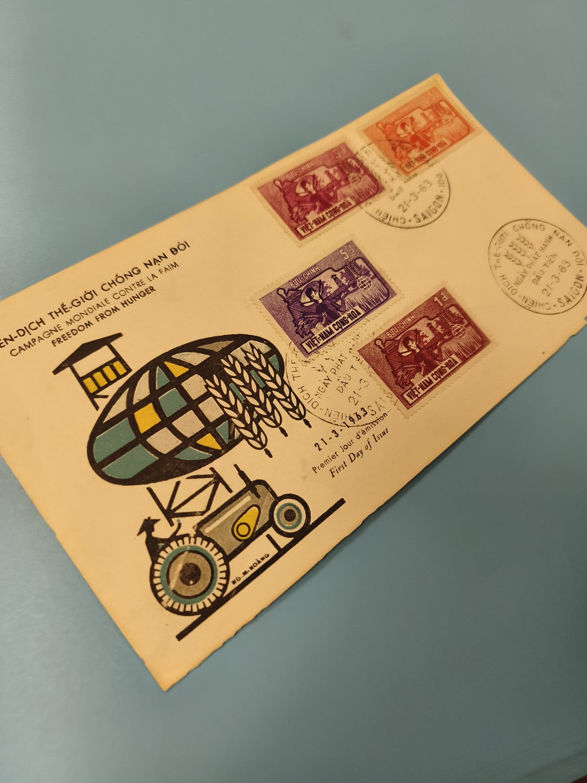 Ancienne enveloppe FDC Vietnam Campagne contre la faim timbres oblitérés
