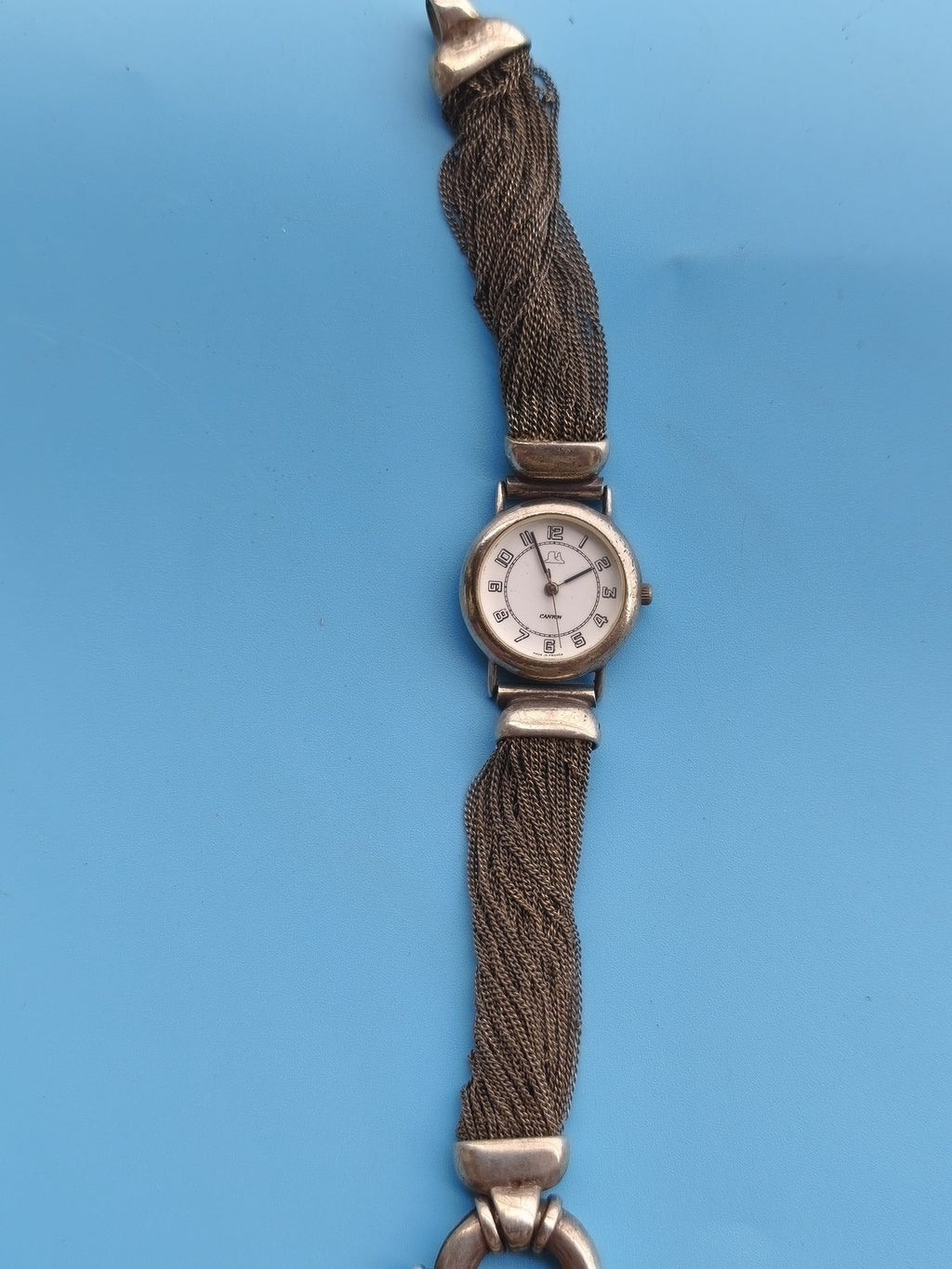 Montre ancienne femme vintage rétro, élégante, accessoire horlogerie collection