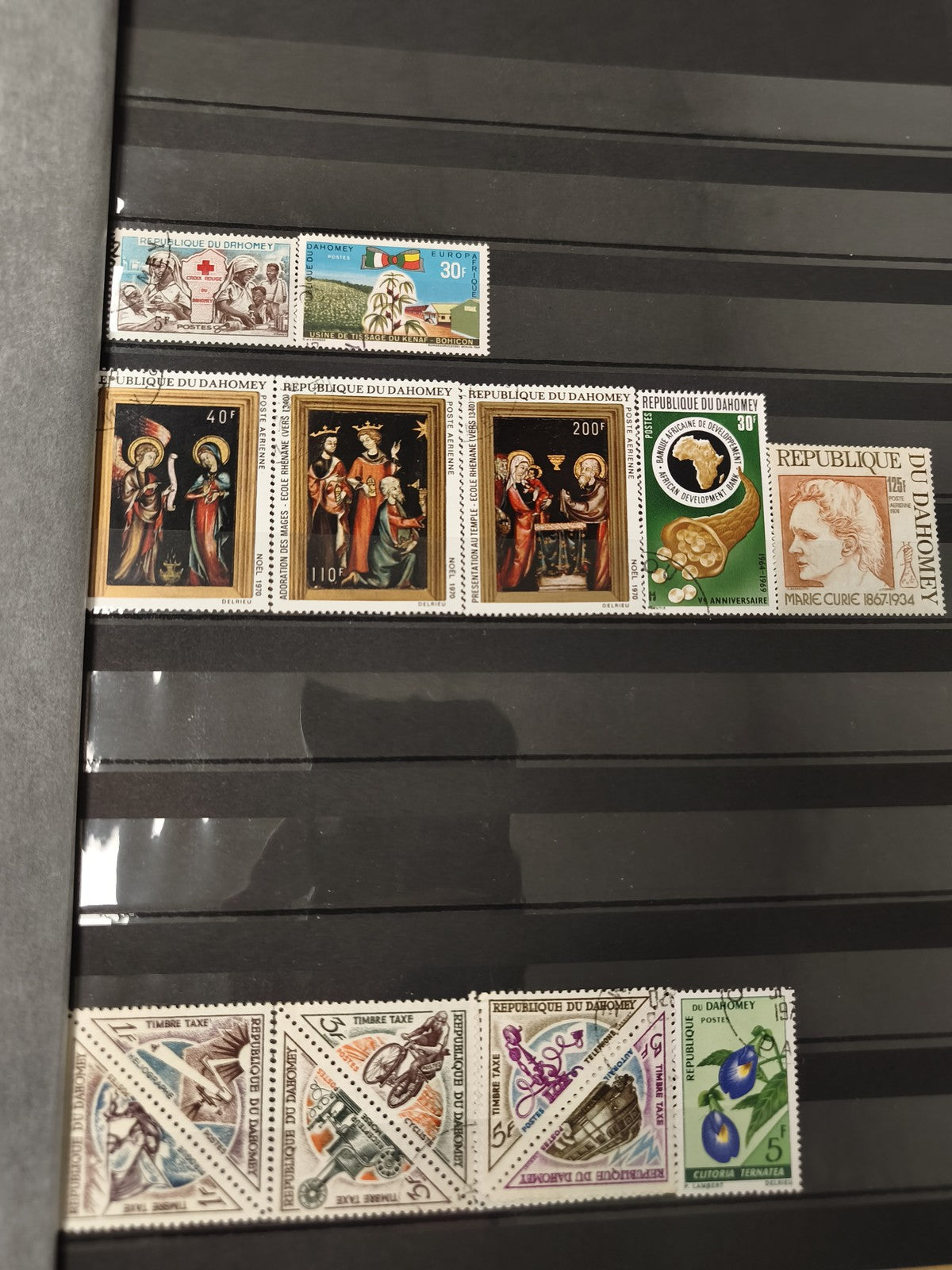 Lot de timbres République du Dahomey thèmes variés couleurs vives philatélie