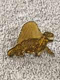 Pin's vintage dinosaure Dimetrodon squelette, finition dorée, badge rétro (Ref 8