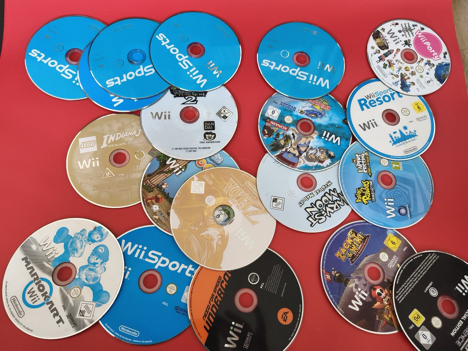 Lot de jeux Nintendo Wii occasion à tester, CD rayés, vendus en l'état