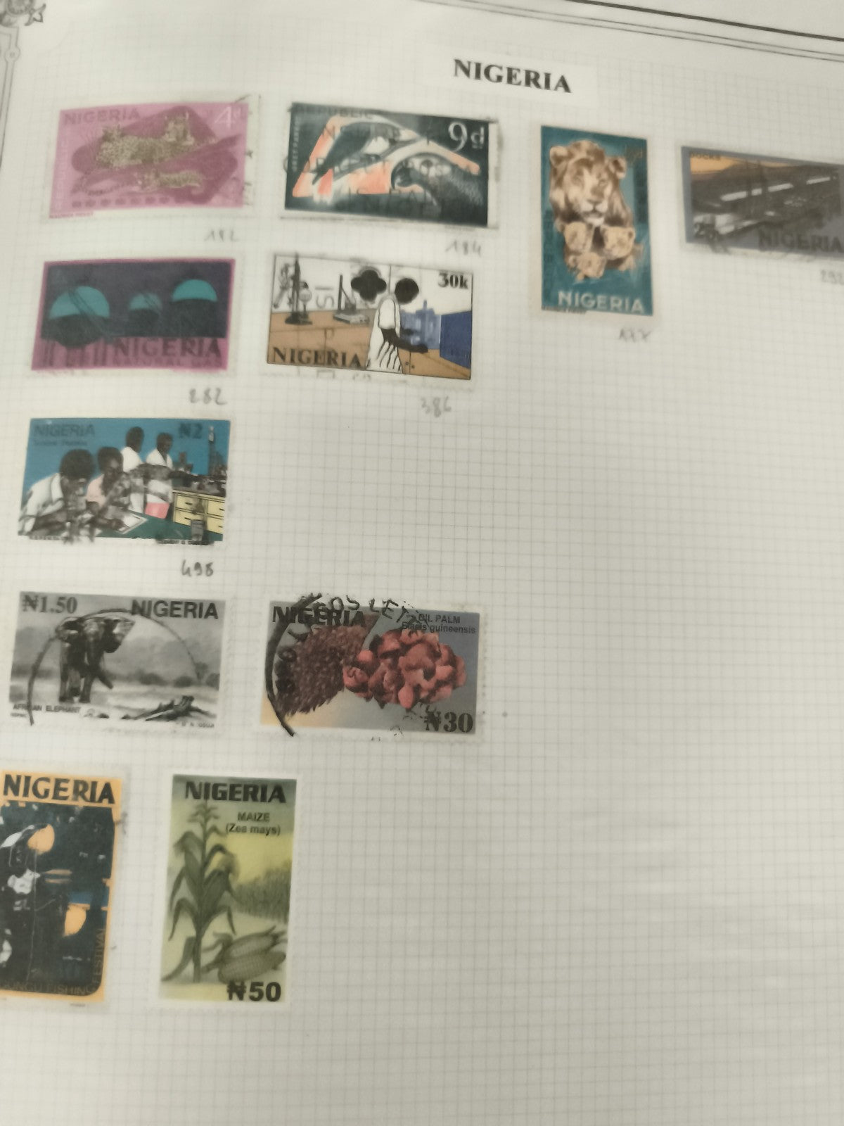 Timbres Nigeria lot thématique faune flore science oblitérés philatélie