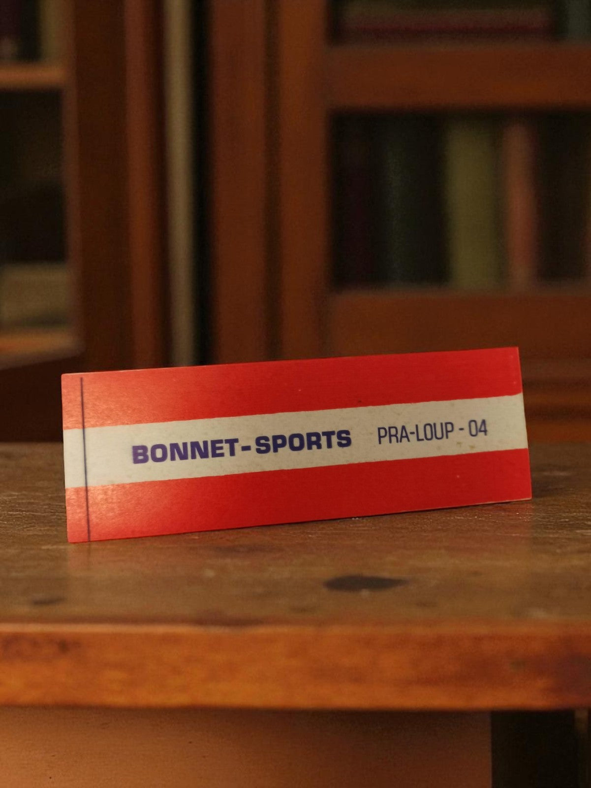 Autocollant ancien Bonnet Sports PRA-LOUP vintage rétro rouge années 70 ski
