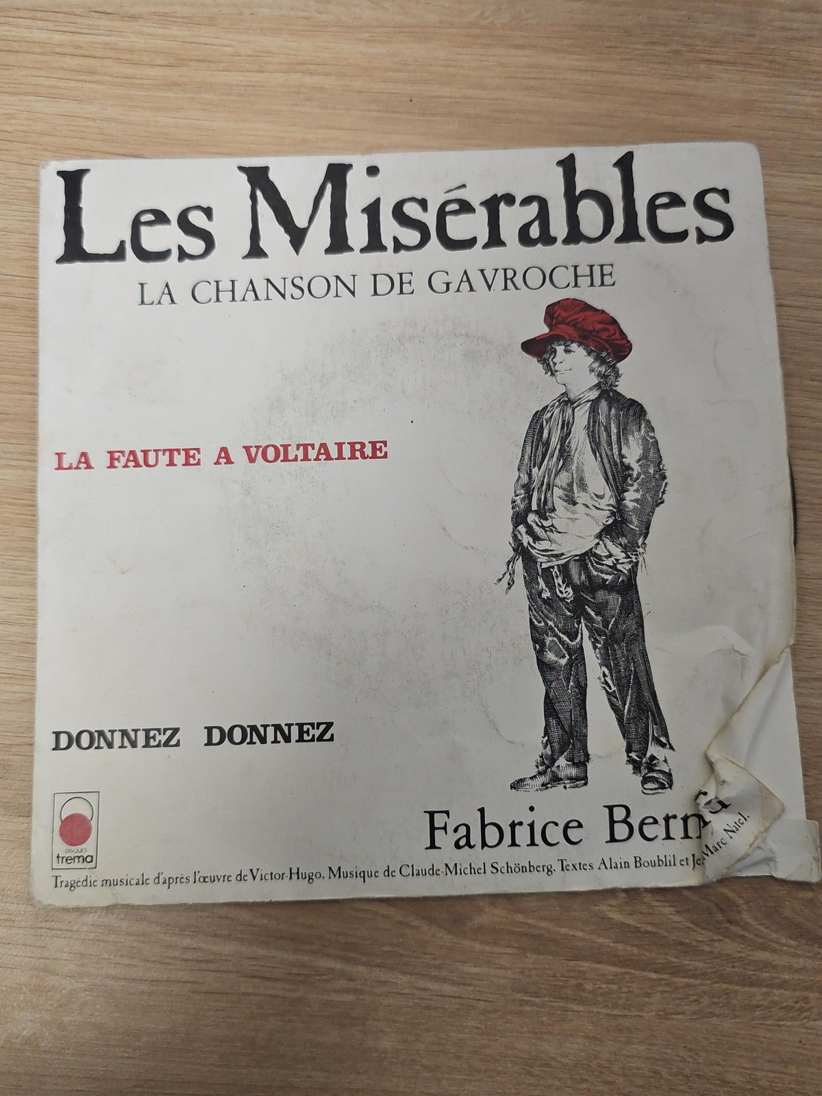 Vinyle 45 tours ancien Les Misérables disque vintage rétro pour collectionneur