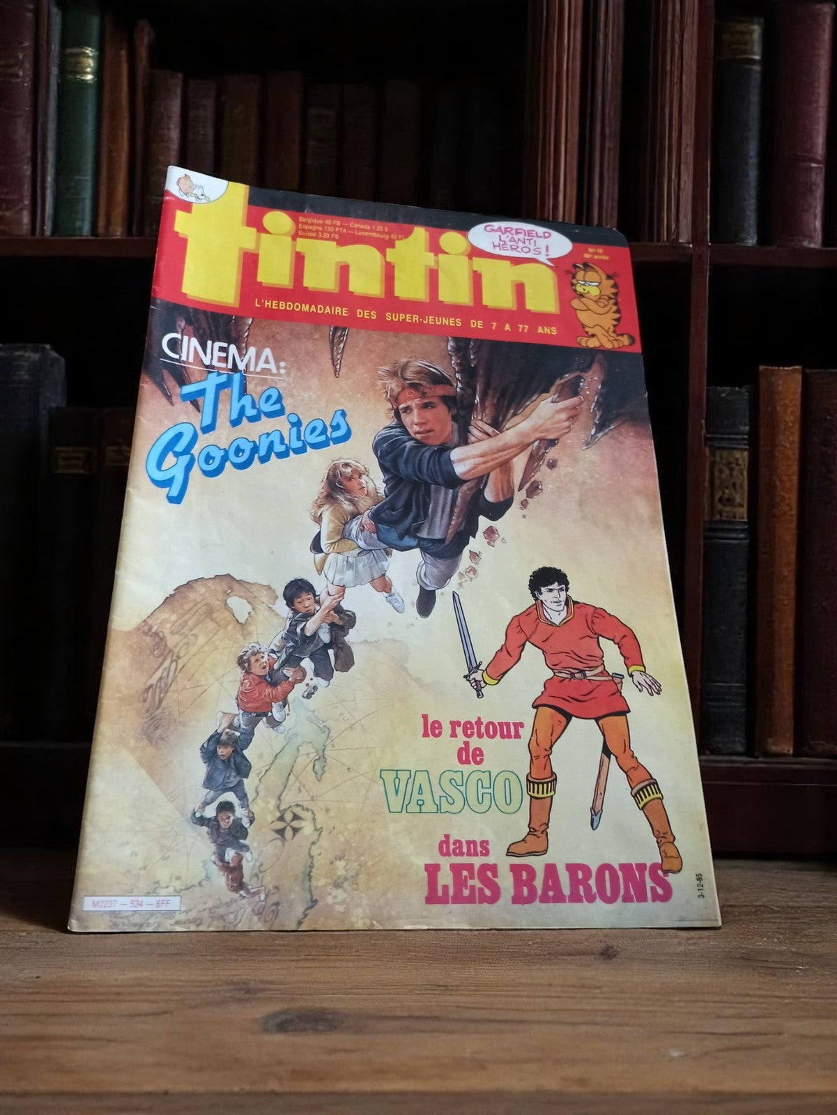 Magazine Tintin vintage cinéma The Goonies couverture Garfield rare