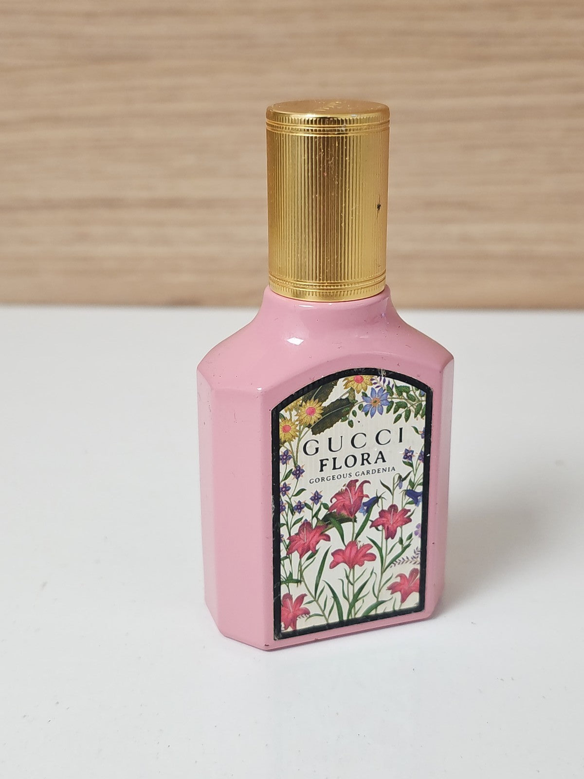 Bouteille vide GUCCI Flora Gorgeous Gardenia flacon parfum décoratif Gucci