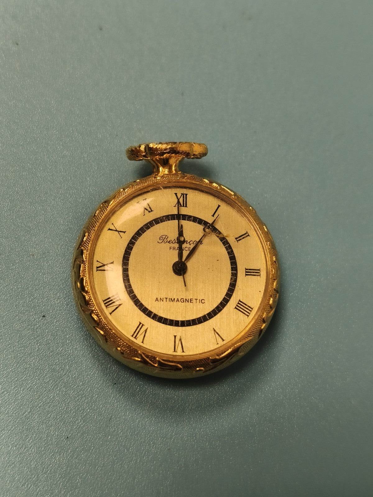 Montre de poche ancienne vintage Ancienne à restaurer horlogerie collection rétr