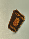 Vintage pin's Cleveland Fine Watches écusson marron doré collection (ref 10)