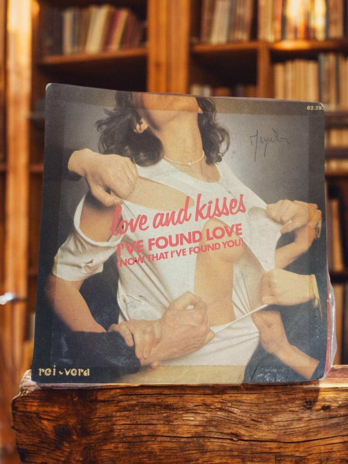 Vinyle 45 tours Love and Kisses I've Found Love vintage rétro Rei Vera