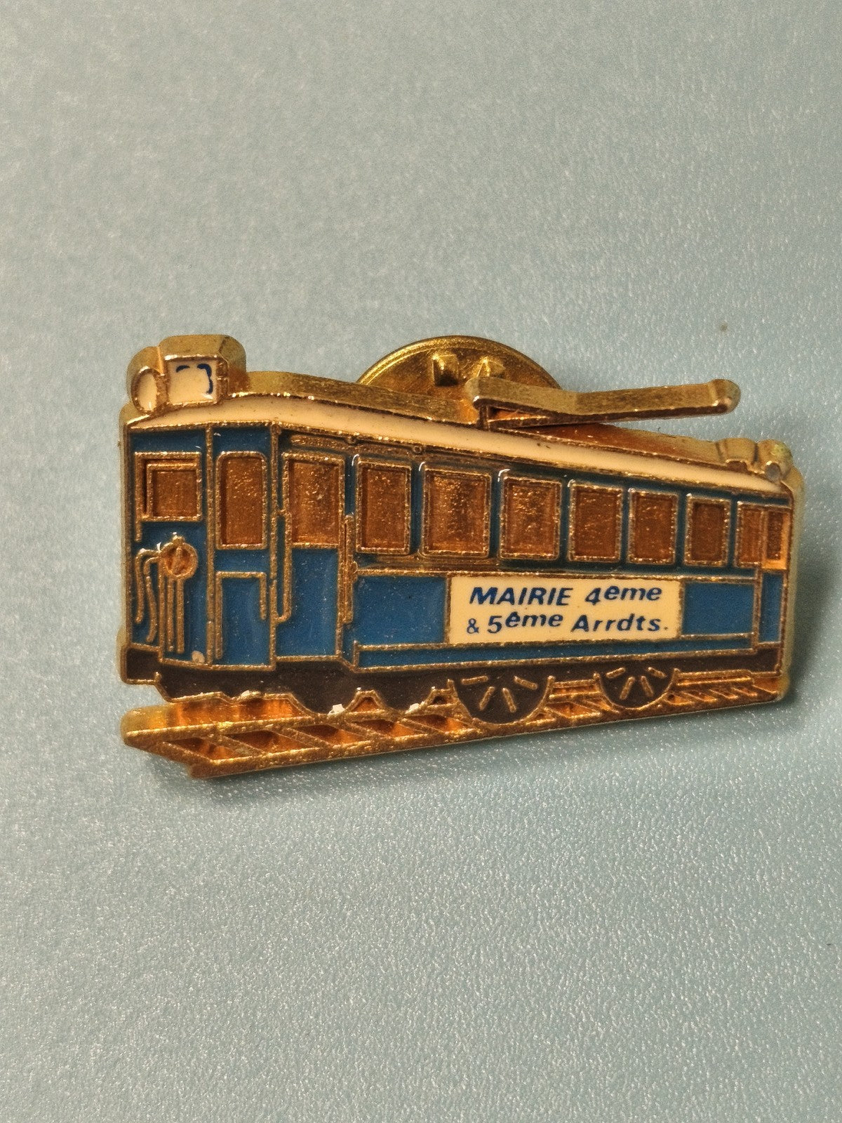 Vintage pin's tramway mairie Marseille bleu ancien 4e 5e arrondissements rare