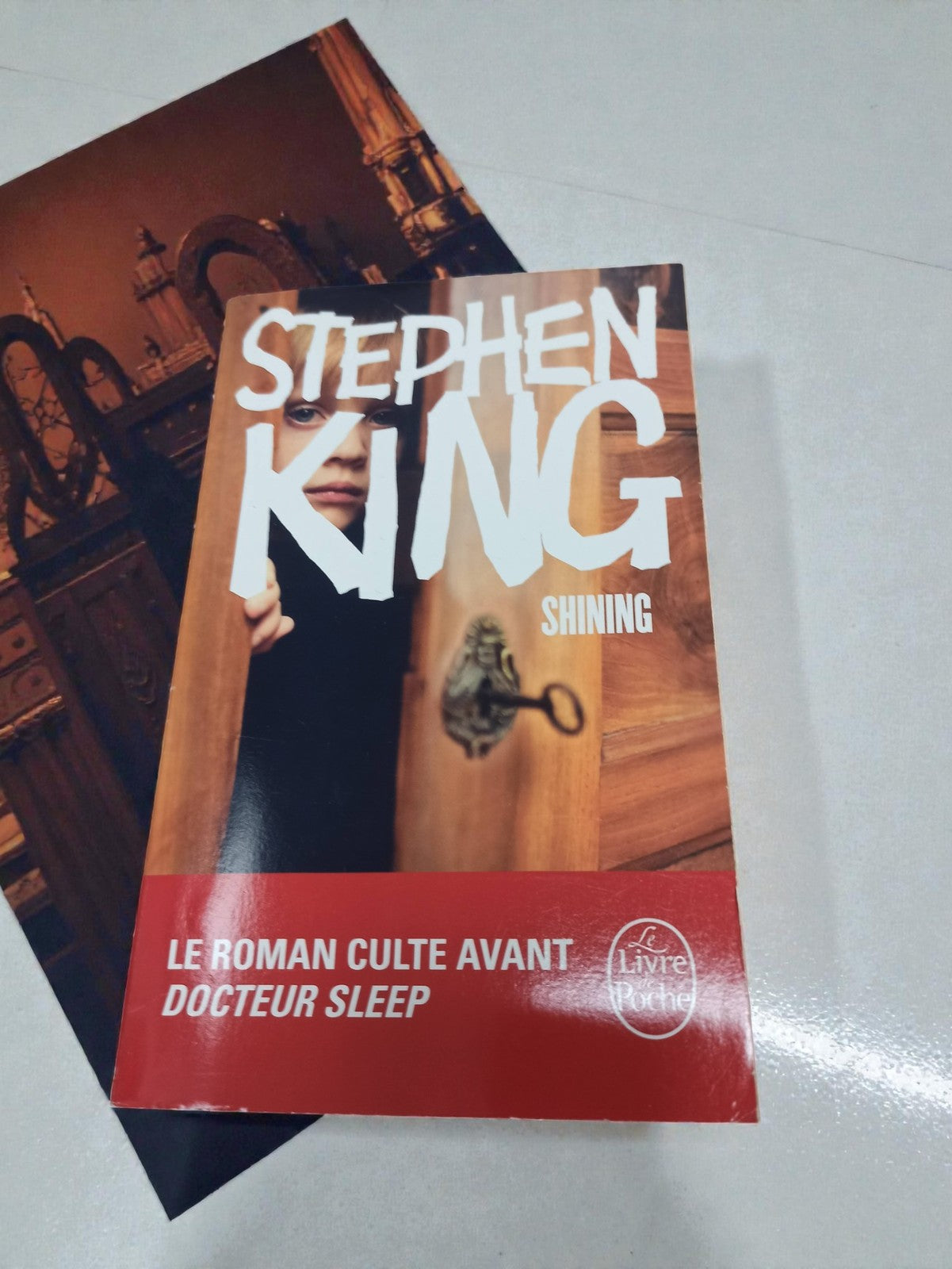 Roman Shining de Stephen King livre broché occasion suspense horreur français