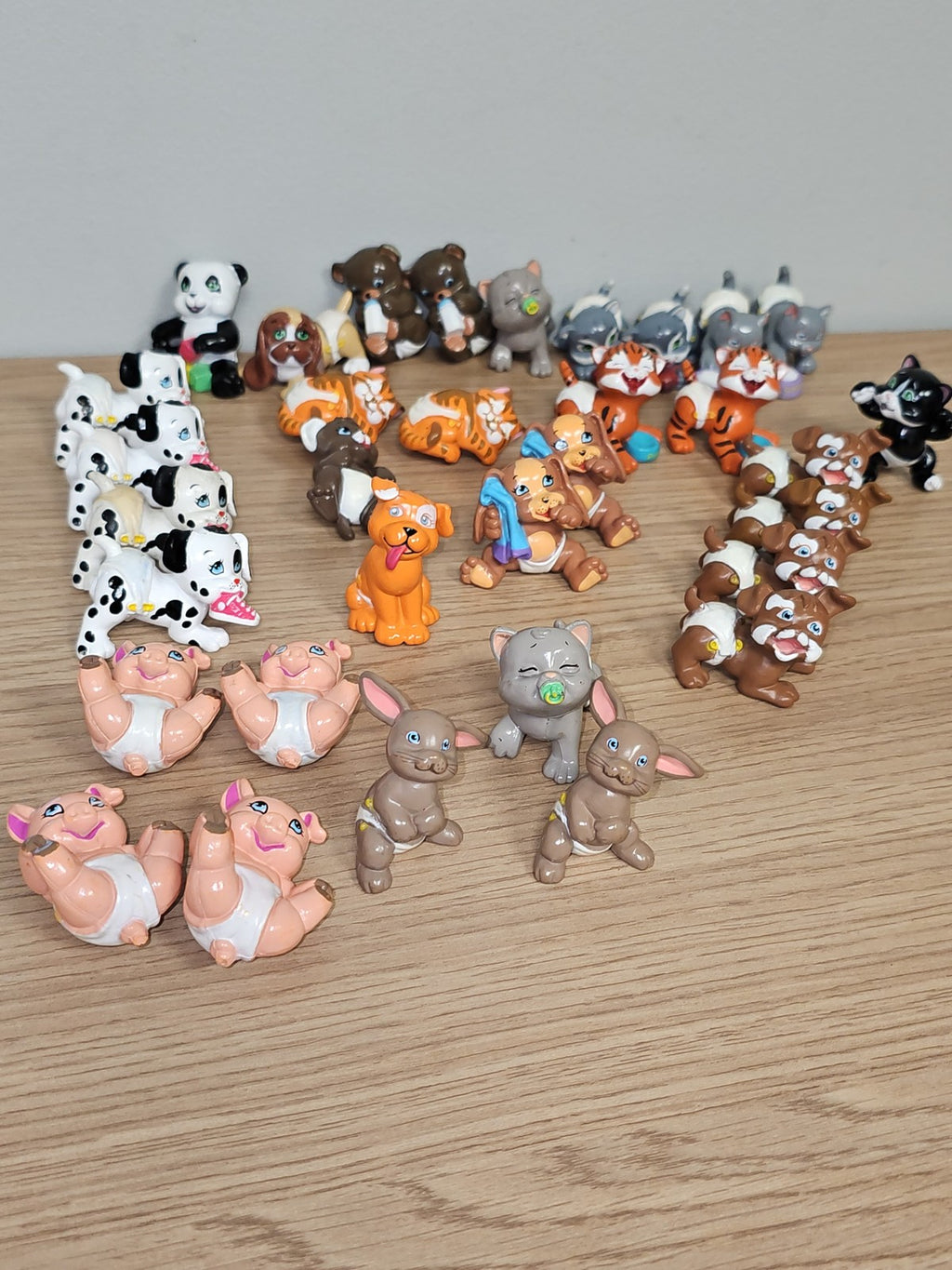 Lot de petites figurines Babies vintage ancien, collection rétro rare à découvri