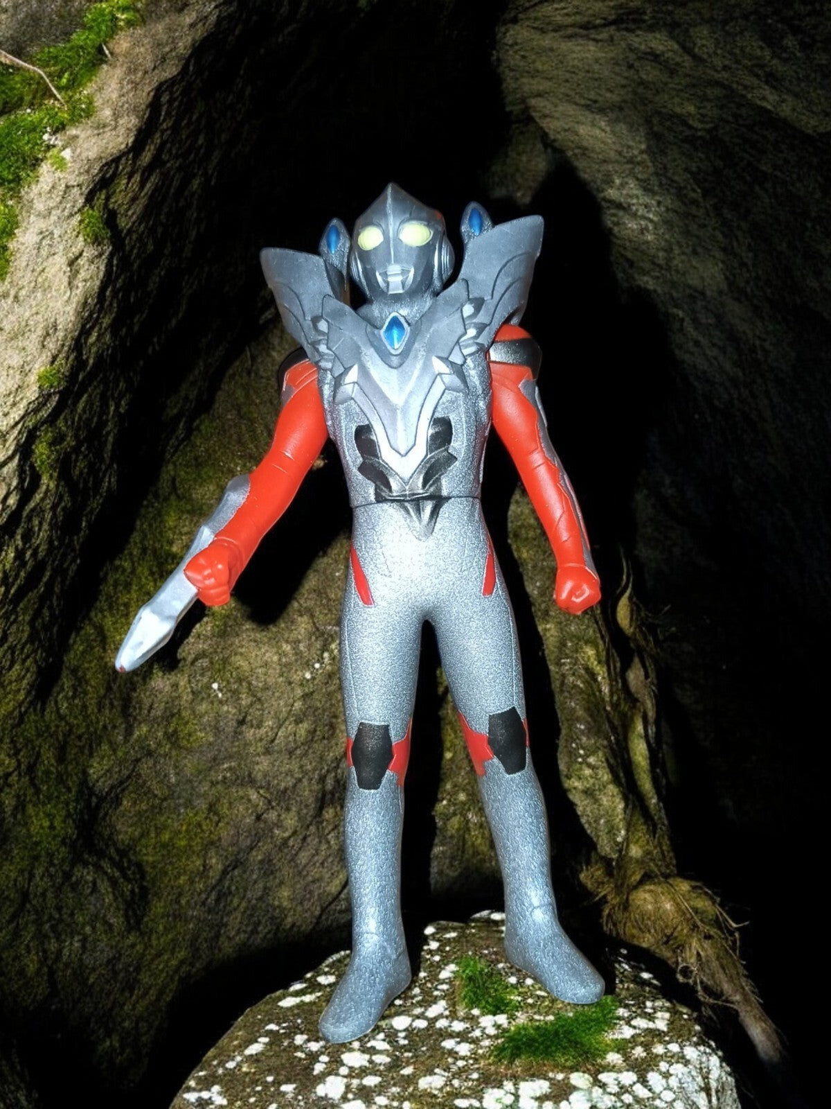 Figurine Ultraman Bandai Ultra Monster 48 gris rouge articulée Japan