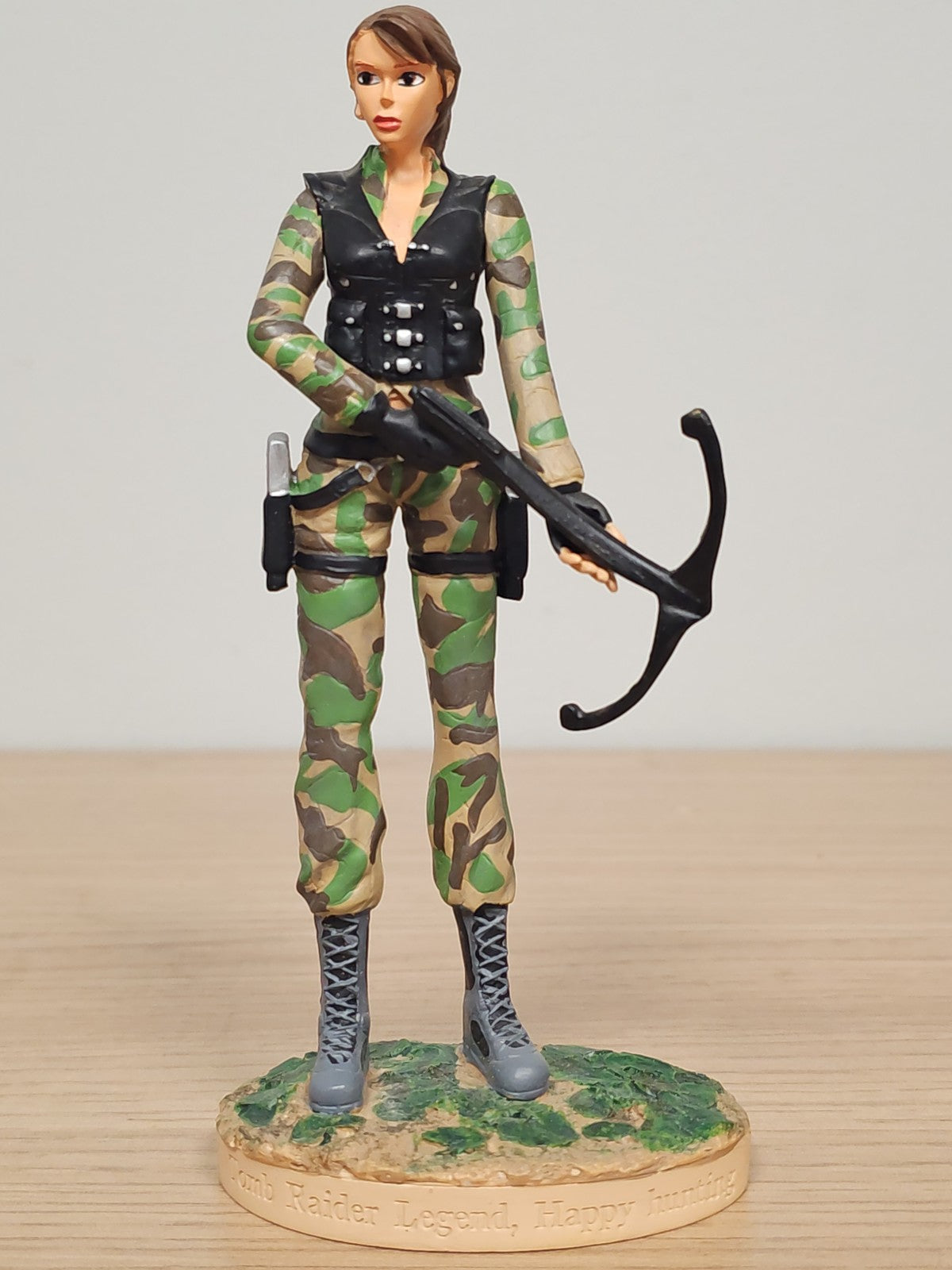 Figurine Lara Croft Tomb Raider Legend Happy Hunting #50 Atlas Statue Décor