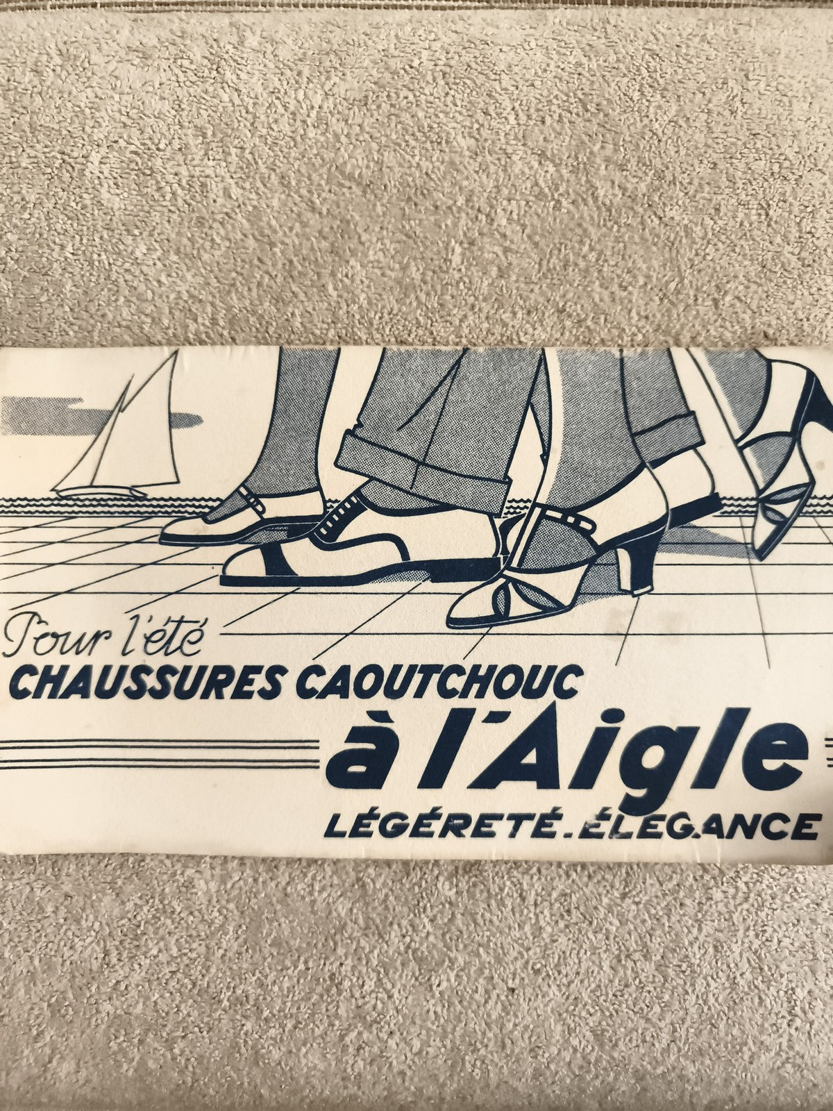 Affiche pub chaussures caoutchouc à l'Aigle, illustration été, élégance