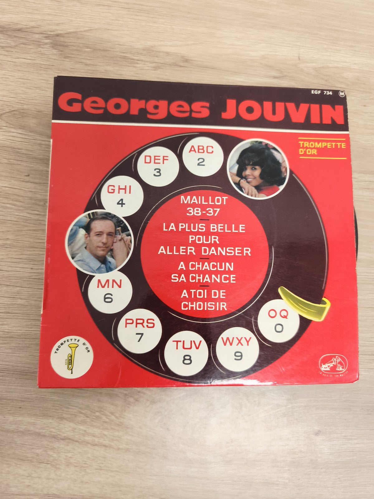 Vinyle 45 tours Georges Jouvin Maillot 38-37 pochette rouge trompette d'or
