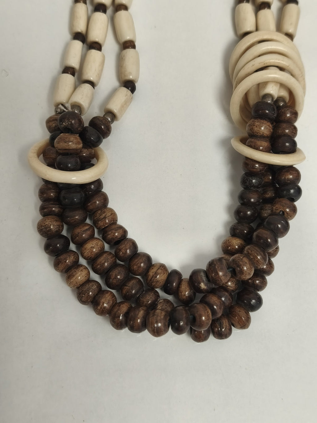Collier ancien multi-rangs perles os et marron, ethnique vintage, gros maillons