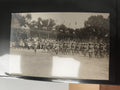 Photographie militaire défilé soldats France drapeaux cérémonie historique