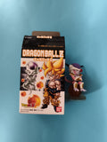 Figurine Dragon Ball Z Freezer assis Gashapon Bandai 2004 boîte japonaise