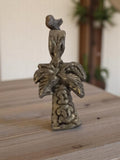 Pendentif vintage métal oiseau palmier années 50, bijou deadstock, motif stylisé