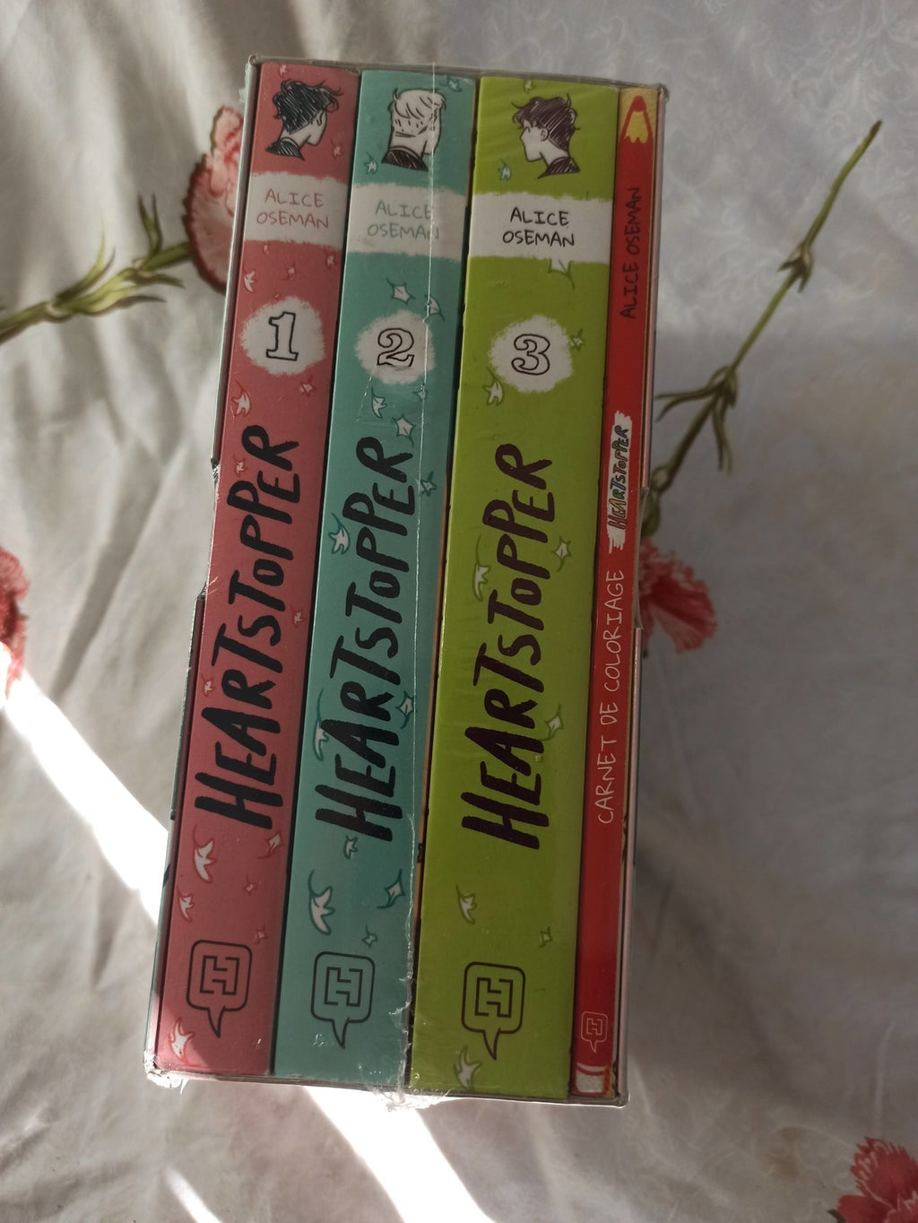 Coffret manga Heartstopper tomes 1 à 3 Alice Oseman anglais neuf