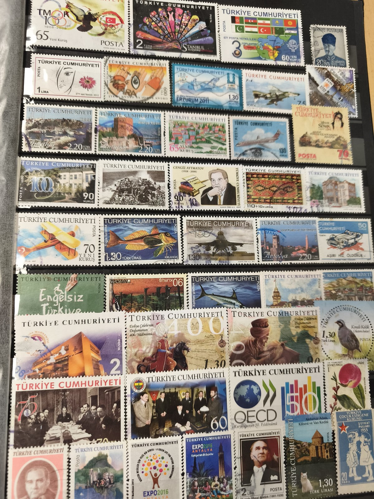 Lot timbres Turquie multicolores philatélie thèmes variés (support non inclus)