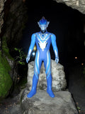 Figurine Ultraman Tregia Bandai vintage bleu argent héros tokusatsu