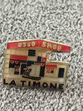 Pin's vintage Esso Shop La Timone – station-service, émaillé, années 90 (Ref 8)