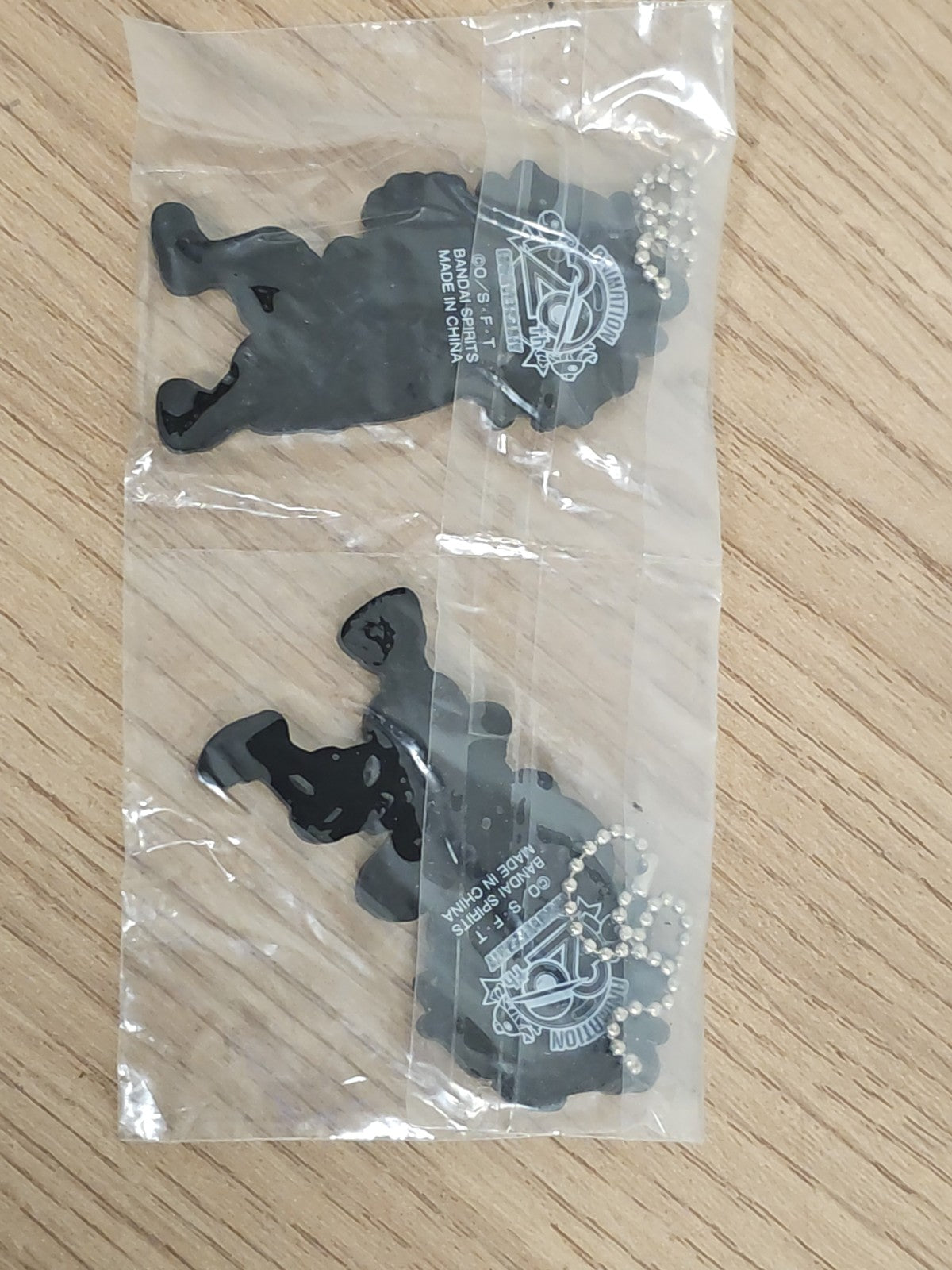 Lot 2 magnets Bandai One Piece personnages manga japonais goodies officiels