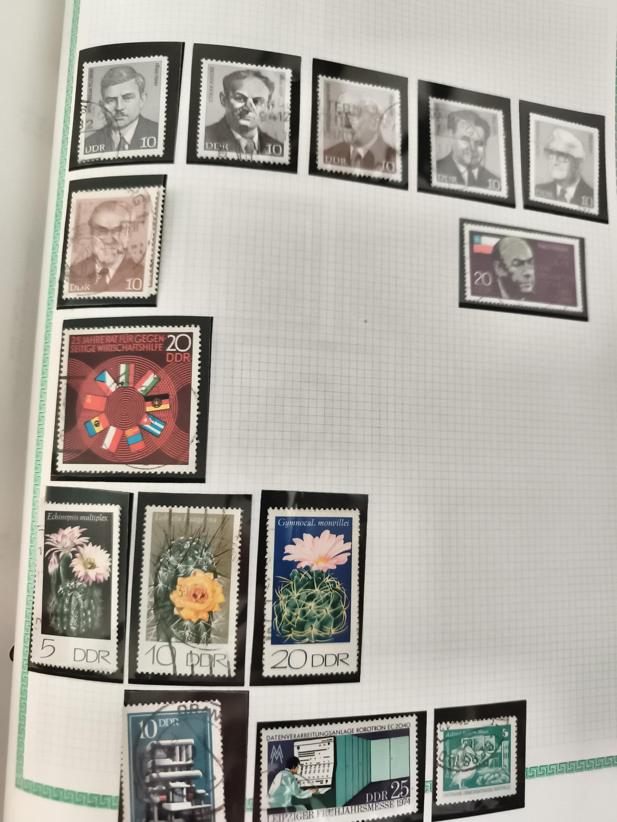Timbres DDR Allemagne Est portraits fleurs cactus thèmes divers philatélie