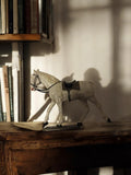 Figurine cheval Starlux ancien blanc harnais noir vintage jouet rétro déco