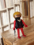 Figurine Playmobil vintage années 70 ancien personnage rouge casque jaune rare